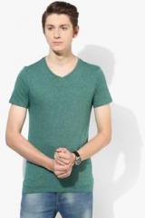 United Colors Of Benetton Green Solid Slim Fit V Neck T Shirt men