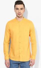 United Colors Of Benetton Yellow Solid Casual Shirt men