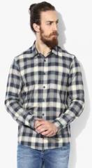 Voi Multicoloured Checked Slim Fit Casual Shirt men