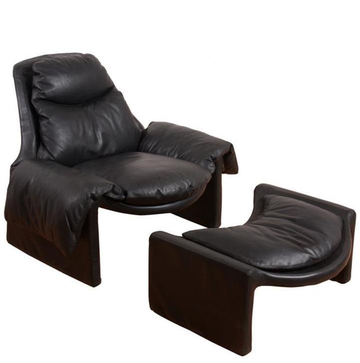 Pinnacle Center Arm Chair with Ottoman