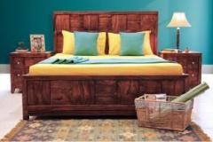 Peachtree Solid Wood Queen Bed With Storage