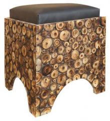 Saaga Woody Theme Stool