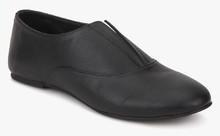 Aprajita Toor Black Lifestyle Shoes women