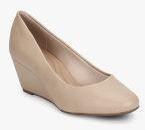 Beira Rio Beige Solid Belly Shoes women