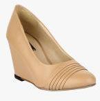 Bruno Manetti Beige Solid Sandals Women