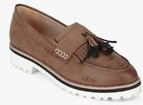 Carlton London Brown Tassel Lifestyle Shoes women