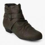 Carlton London Olive Buckled Ankle Length Boots Women