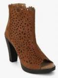 Catwalk Brown Lazer Cut Ankle Length Boots men