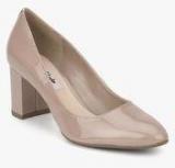 Clarks Blissful Cloud Beige Belly Shoes Women