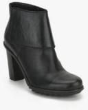 Clarks Keswick Water Black Boots Women