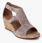 Clarks Un Plaza Strap Grey Wedges Women