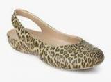 Crocs Olivia Ii Graphic Beige Belly Shoes women