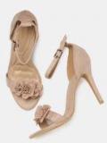 Dressberry Beige Solid Heels women