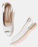 Dressberry Off White Solid Flats women