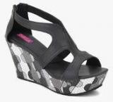 Fiorella Black Wedges Women