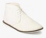 Knotty Derby Thomas Chukka White Weaved Boots Men