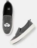 Kook N Keech Women Silver Slip On Sneakers