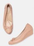 Mast & Harbour Pink Solid Pumps Women