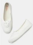 Mast & Harbour White Solid Sneakers Women