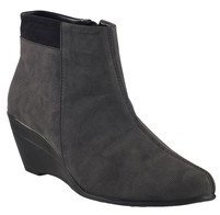 Mochi Ankle Length Black Boots women