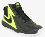 Nike Team Hustle D 7 Black Basketball Shoes Boys