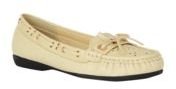 Pinq Chiq Collection Beige Moccasins Women