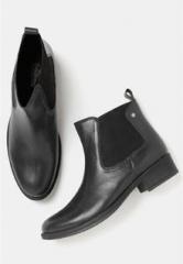 Roadster Black Chelsea Boots women