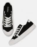 Roadster Black Sneakers Women