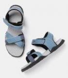 Roadster Blue Floaters Women