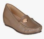 Shuz Touch Khaki Synthetic Patent Regular Loafers Women