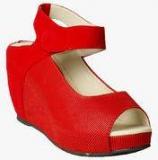 Ten Red Wedges Women