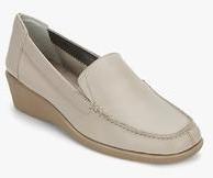 Aerosoles Four Seasons Beige Lifestyle Shoes women