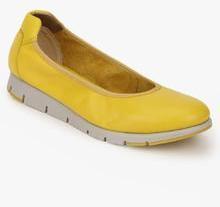 Aerosoles Yellow Belly Shoes women