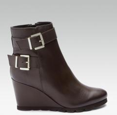 Carlton London Coffee Brown Solid Heeled Boots women