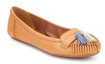 Clarks Clovelly Way Tan Moccasins women