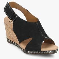 Clarks Helio Float Black Wedges women