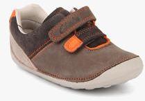 Clarks Tiny Seb Brown Sneakers boys