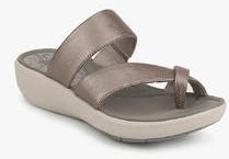 Clarks Wave Bright Grey Sandals women