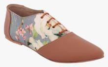 Claude Lorrain Tan Lifestyle Shoes women