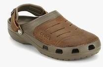 Crocs Yukon Coffee Clog men