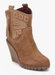 Delize Brown Ankle Length Boots women