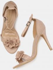 Dressberry Beige Solid Heels women