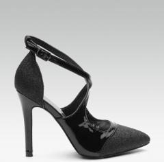 Elle Black Solid Pumps women