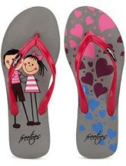 Freetoes Couple Grey Flip Flops women