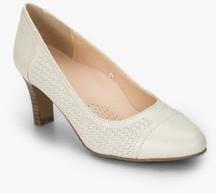 Hush Puppies Anna Cream Belly Shoes women