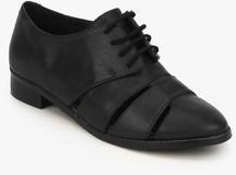 Inara Black Lifestyle Shoes women