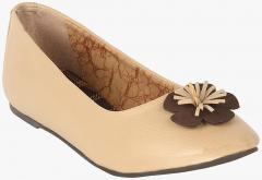 Kiale Beige Belly Shoes women