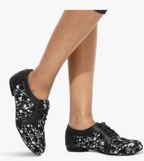 Mft Couture Black Floral Lifestyle Shoes women