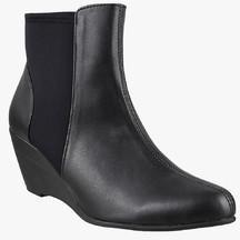 Mochi Black Boots women