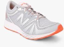 New Balance Fresh Foam 822 Grey Training Shoes women